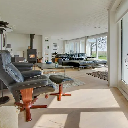 Helja - 125m From The Sea In Ne Jutland By Interhome * Hals