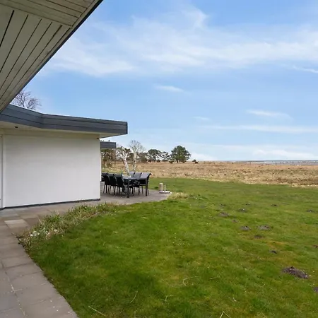 Holiday home Helja - 125m From The Sea In Ne Jutland By Interhome Hals