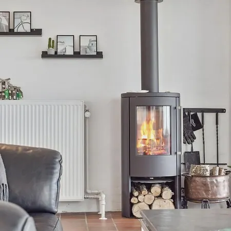 Vakantiehuis Helja - 125m From The Sea By Interhome *