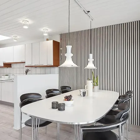 Helja - 125m From The Sea By Interhome Hals